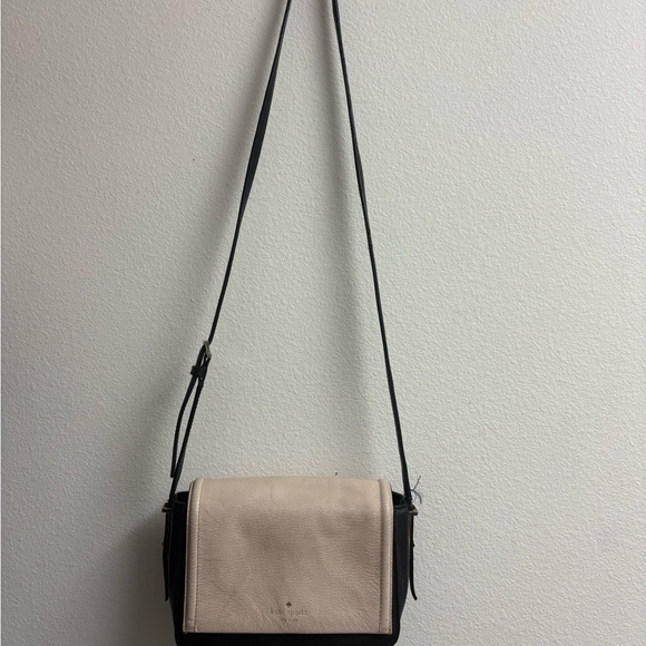Kate Spade Black and Cream Leather Bag Rehab bag!